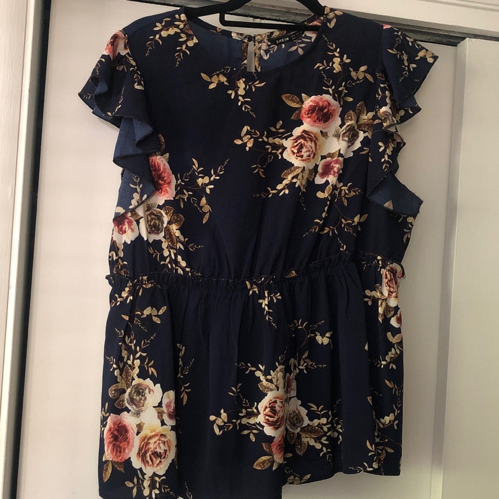 Floral Flutter Sleeve Peplum top Sx Xl